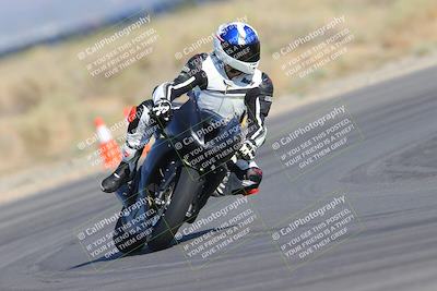 media/Sep-09-2023-SoCal Trackdays (Sat) [[6f49351c42]]/Turn 16 (830am)/